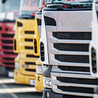 Details of job postings for route delivery such as large truck drivers and apparel products starting in October